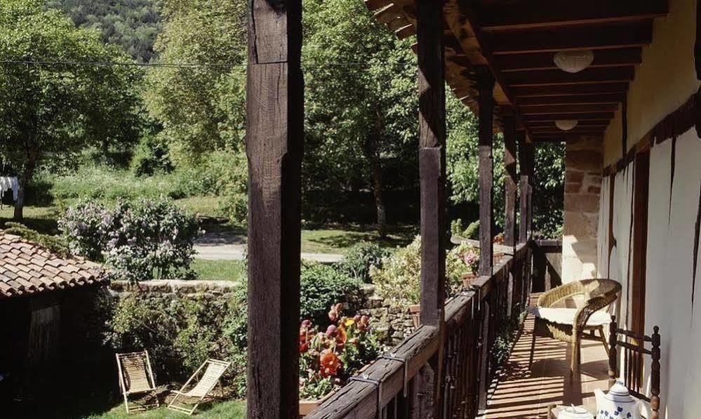 Penzion La Gándara Crespo Exteriér fotografie